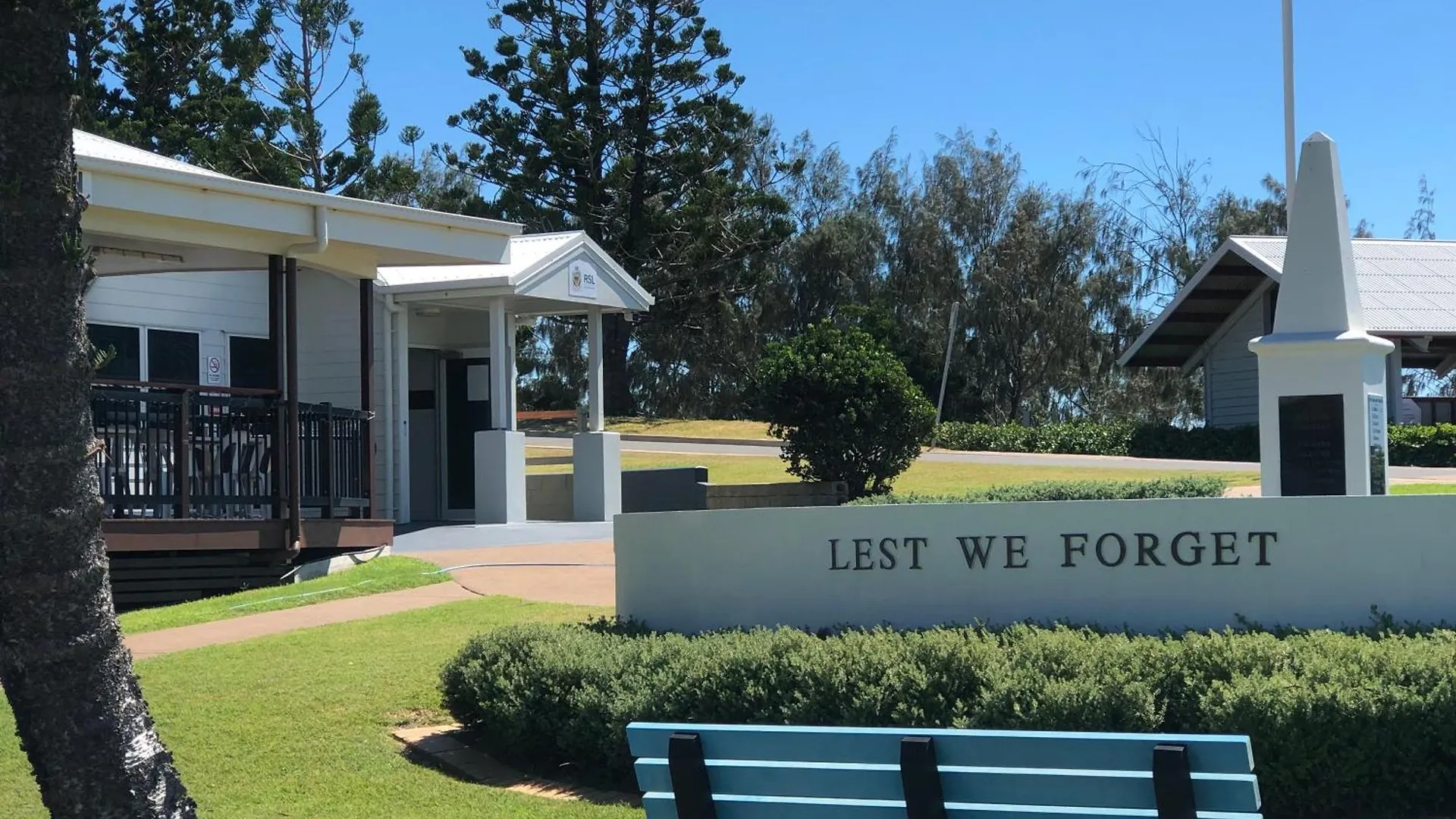 Holiday home The Castaway Villa Emu Park