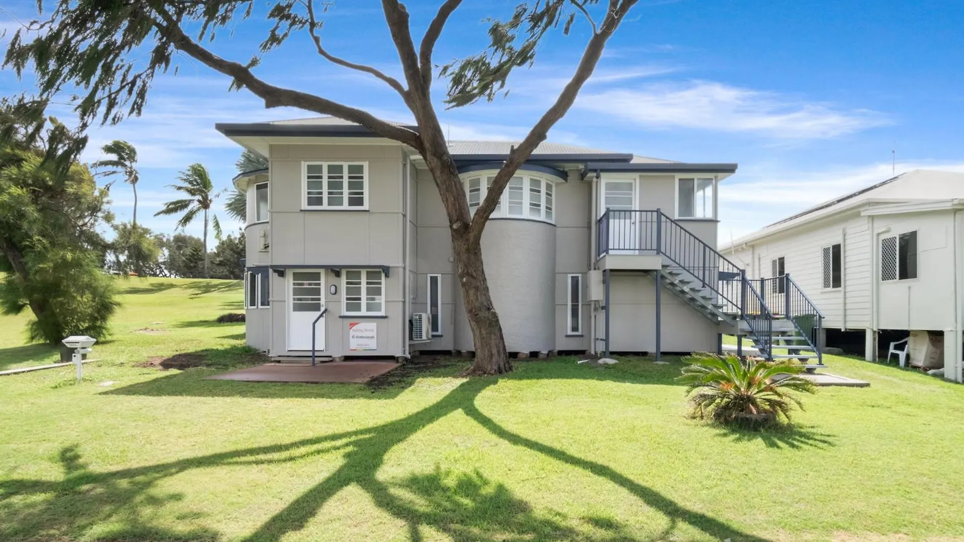 The Castaway Villa Emu Park Holiday home